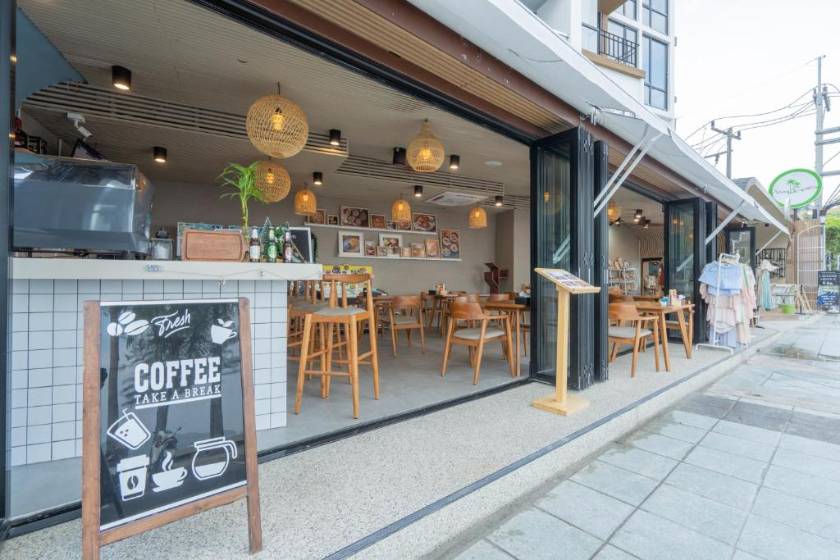 Patong Signature Boutique Hotel - cafe