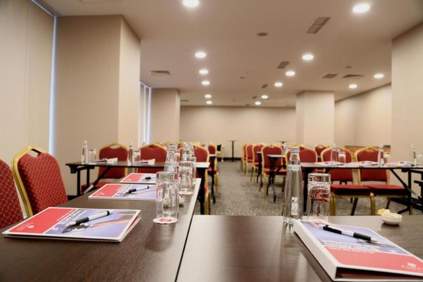 Ramada Hotel & Suites by Wyndham Istanbul Sisli Istanbul - conference room