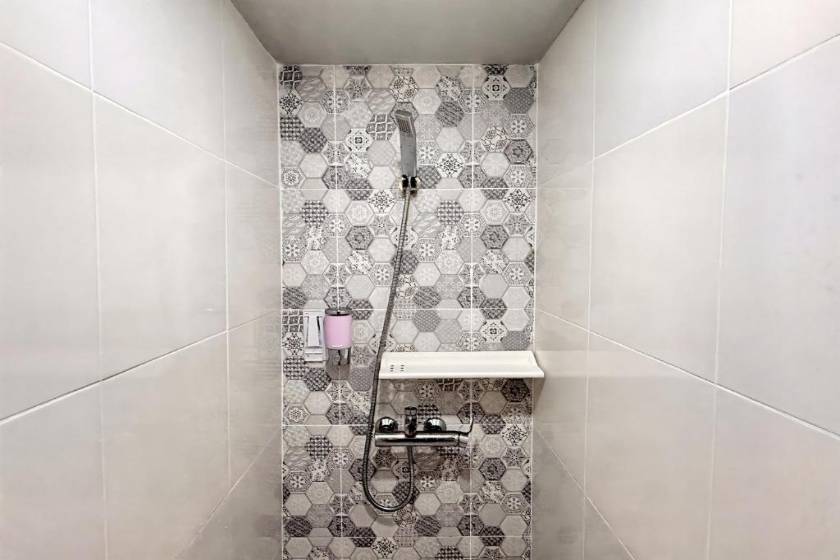 Friends Hostel - Phuket Airport - Bed in 4-Bed Female Dormitory Room