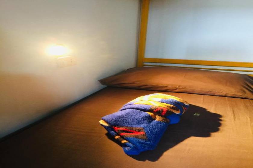 Phuket Sunny Hostel - Bed in 6-Bed Mixed Dormitory Room