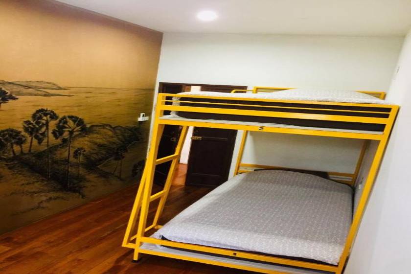Phuket Sunny Hostel - Standard Twin Room with Air Conditioner