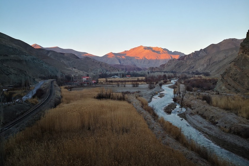 روستای زرین دشت تهران. منبع عکس: گوگلمپ. عکاس: علیرضا احمدی