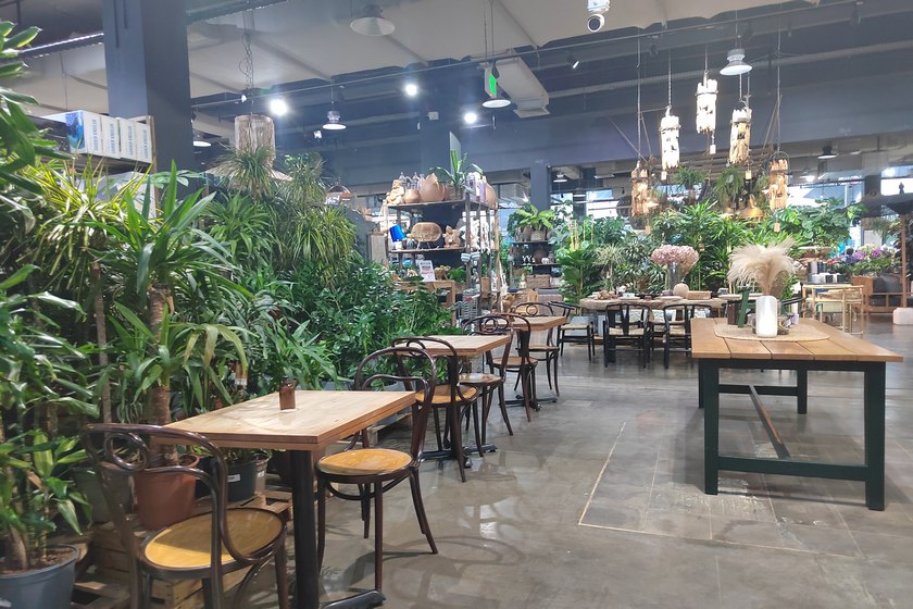 کافه روزلیف دبی. منبع عکس: گوگل‌مپ. عکاس: Maria Caguete