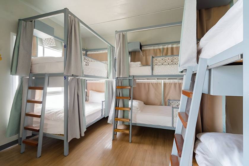 Friends Hostel - Phuket Airport - Bed in 10-Bed Mixed Dormitory Room