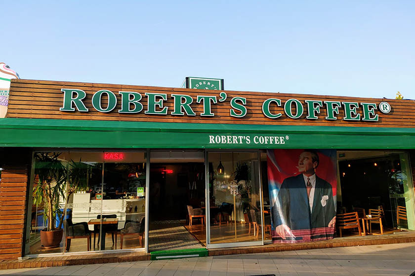 . کافه رابرت در میدان کنت