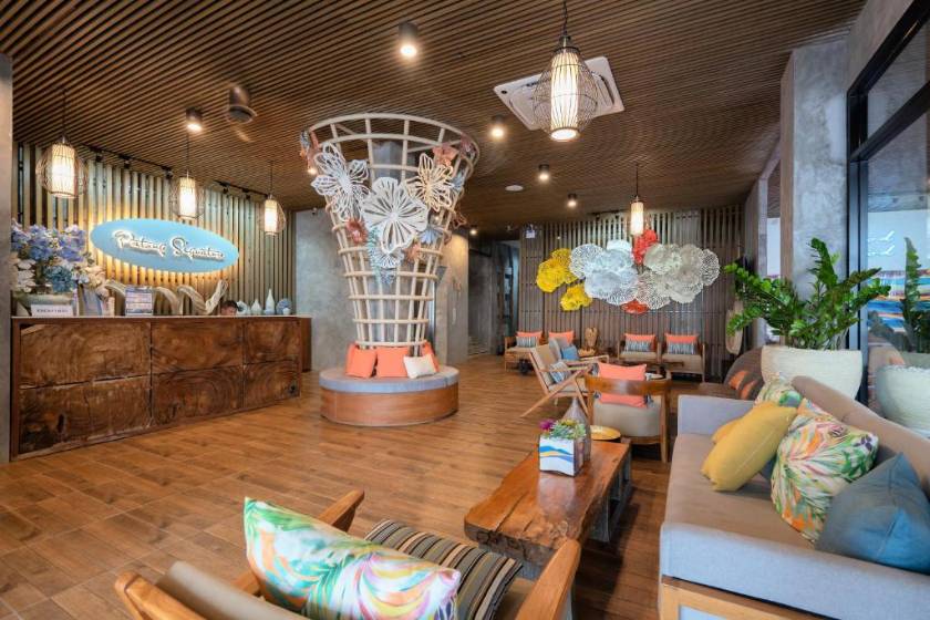 Patong Signature Boutique Hotel - lobby