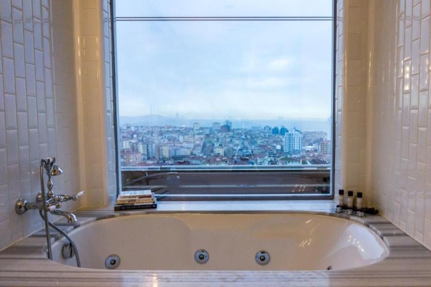 The Cettia Istanbul - Suite with Spa Bath