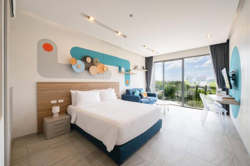 HOMA Phuket Town - Duplex XL + Free Coworking Space