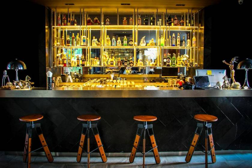 Glam Habitat - SHA Extra Plus - cafe