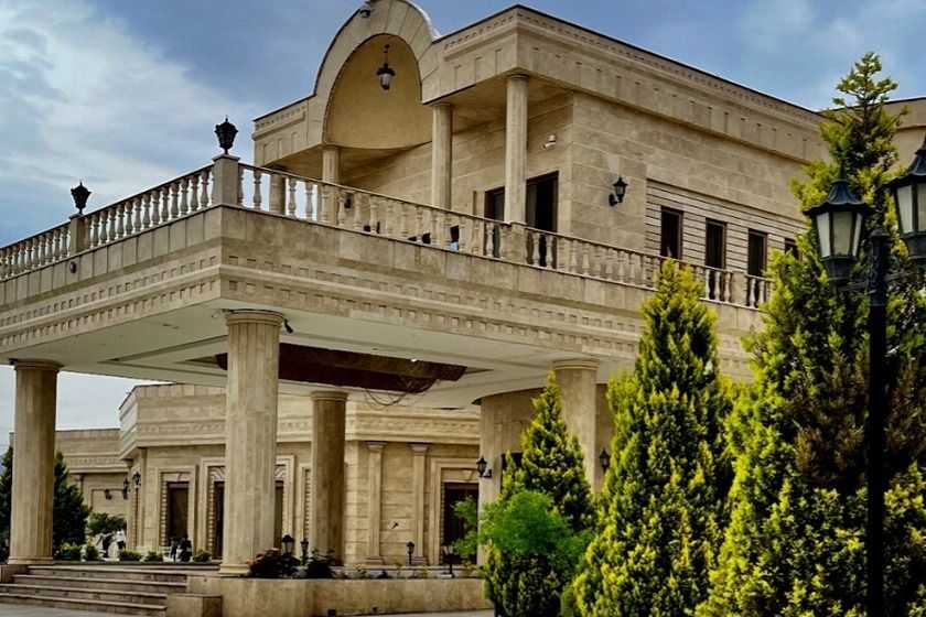 هتل روشن زرند کرمان - نما