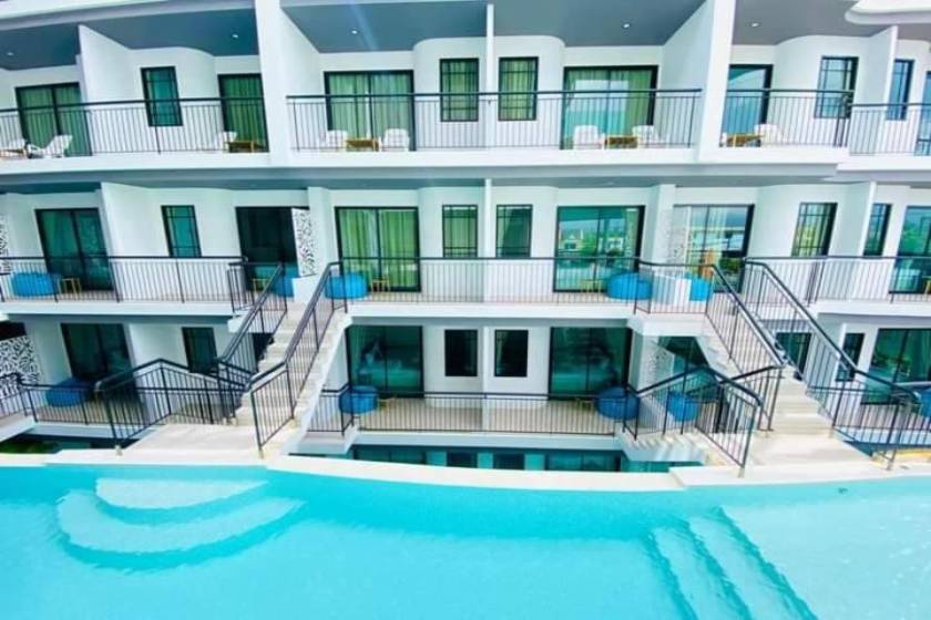 Poolrada Boutique Hotel - SHA Plus - Deluxe Double or Twin Room with Pool Access