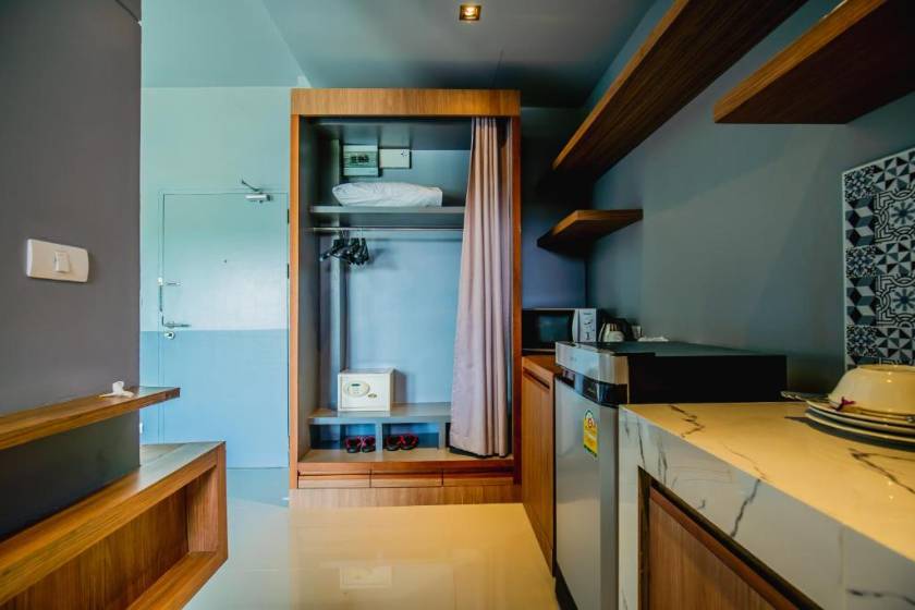 The Rubber Hotel Phuket - Deluxe King or Twin Room