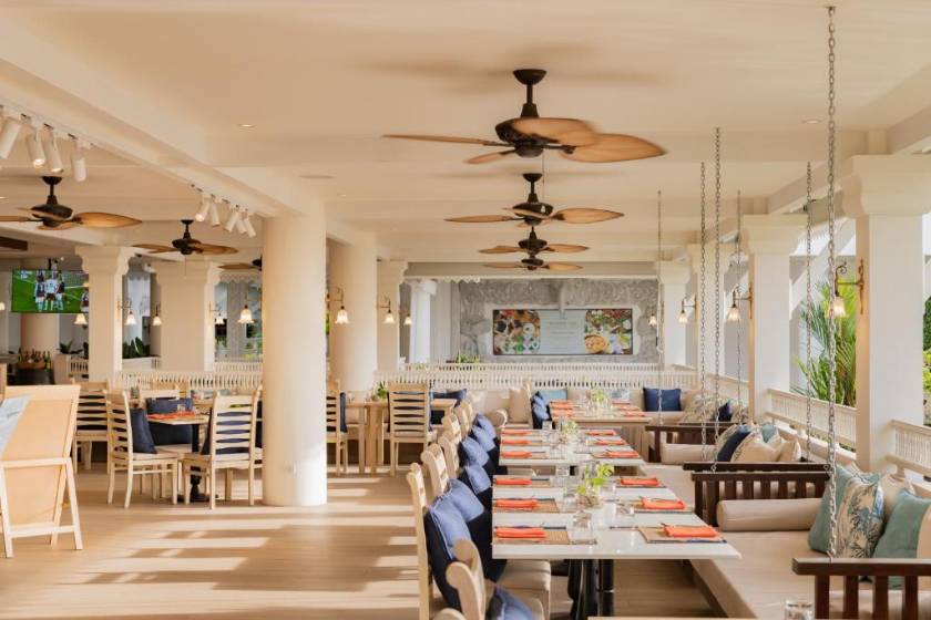 Thavorn Palm Beach Resort Phuket - restaurant