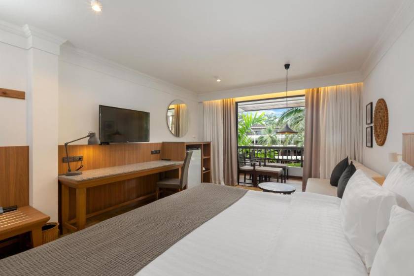 Sunprime Kamala Beach - Grand Deluxe Room