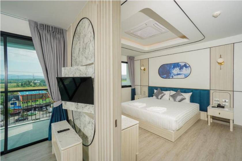 Poolrada Boutique Hotel - SHA Plus - Deluxe King Suite