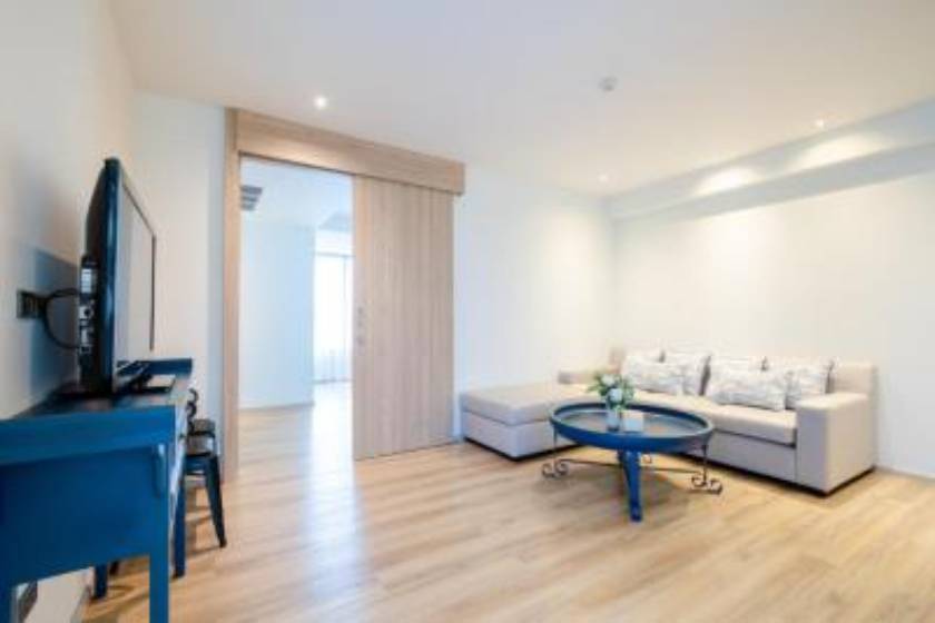 Bhukitta Boutique Hotel Phuket Town - Deluxe Triple Suite + Free Coworking Space