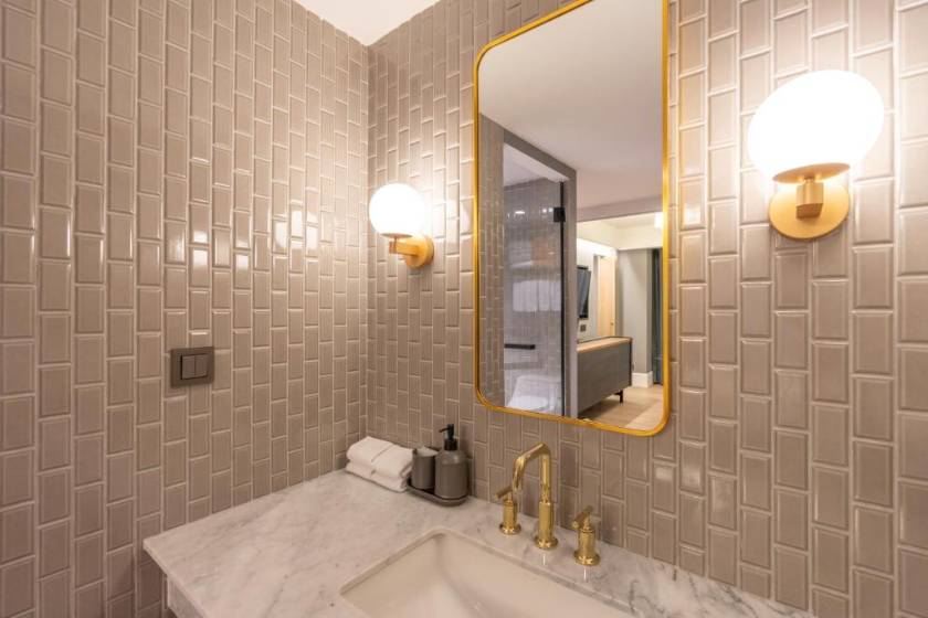 Bandalo Boutique Hotel - Patong Beach Road - New Moon - Standard Room (Double/Twin) -No window