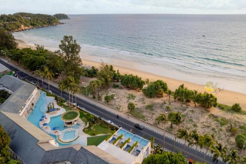 Thavorn Palm Beach Resort Phuket - facade