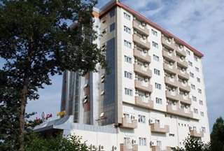 هتل عرش نوشهر