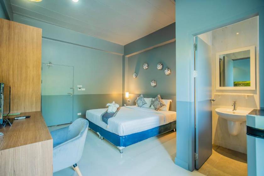 The Rubber Hotel Phuket - Superior King or Twin Room