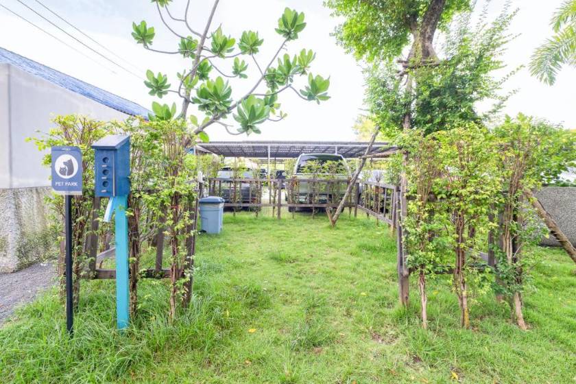 HOMA Phuket Town - facade