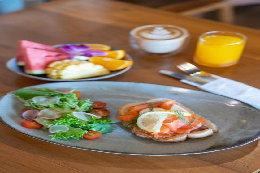 Patong Signature Boutique Hotel - food and drink