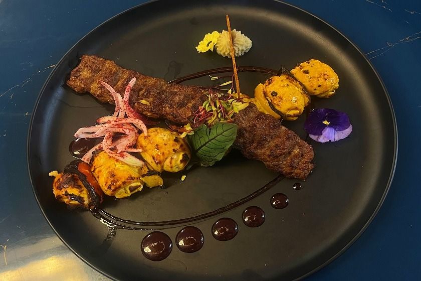 هتل روشن زرند کرمان - غذا