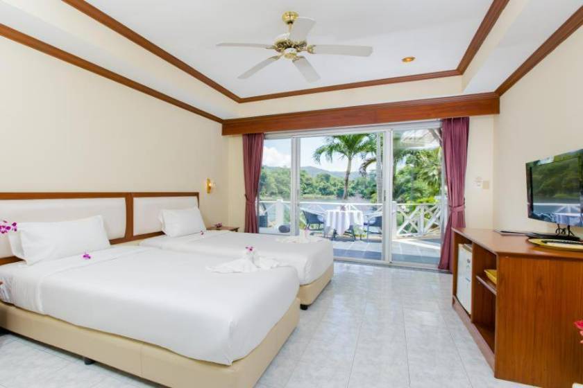 Serenity Lakeside Resort - Standard Room