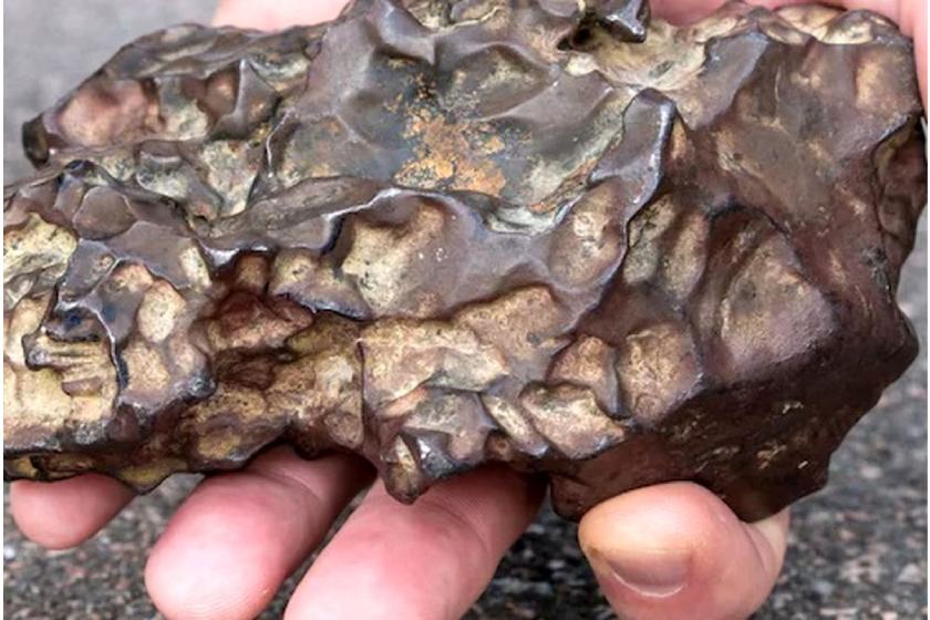 دومین بازارچه شهاب سنگ در شهر دایناسورهای ایران برگزار می شود