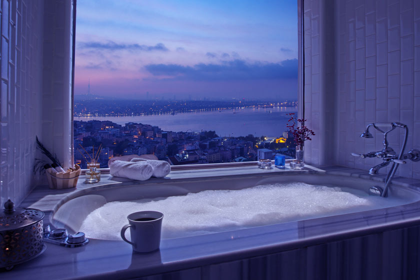 The Cettia Istanbul - Suite with Spa Bath