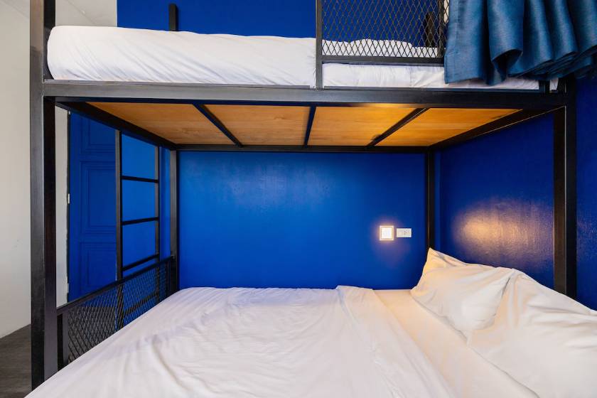 Marco Polo Phuket Poshtel & Bistro - Triple Room