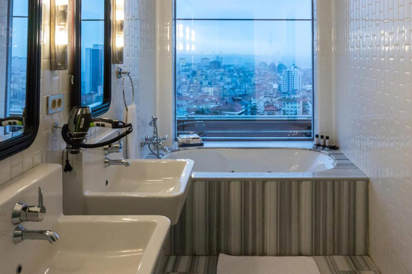 The Cettia Istanbul - Suite with Spa Bath
