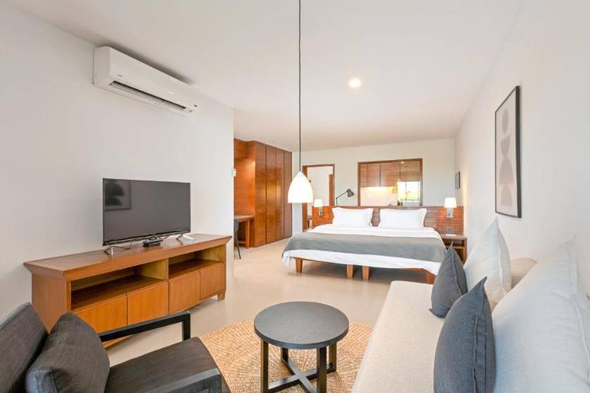 Sunprime Kamala Beach - Junior Suite