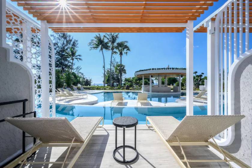 Thavorn Palm Beach Resort Phuket - One Bedroom Lagoon Pool Access Suites