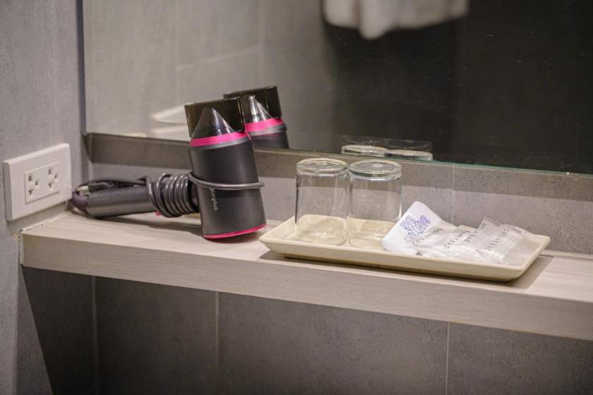 Bhukitta Boutique Hotel Phuket Town - Grand Deluxe Twin Bed with Pool View + Free Coworking Space