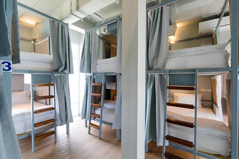 Friends Hostel - Phuket Airport - Bed in 6-Bed Mixed Dormitory Room