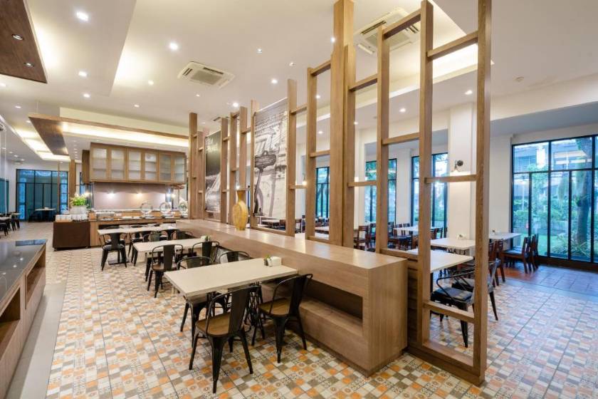 Bhukitta Boutique Hotel Phuket Town - restaurant