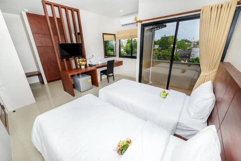 The Topaz Residence Phuket Town - Deluxe Twin Room