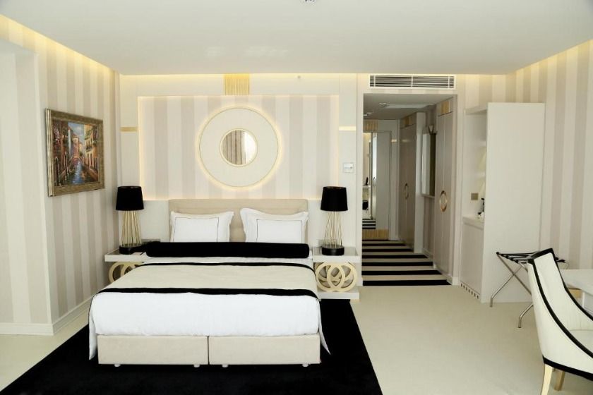 Ramada Hotel & Suites by Wyndham Istanbul Sisli Istanbul - Corner Suite