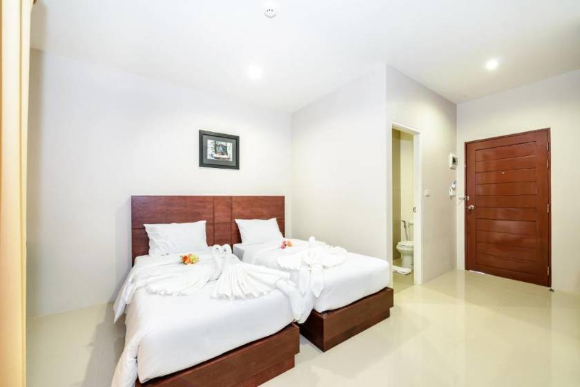 The Topaz Residence Phuket Town -  Deluxe Twin Room