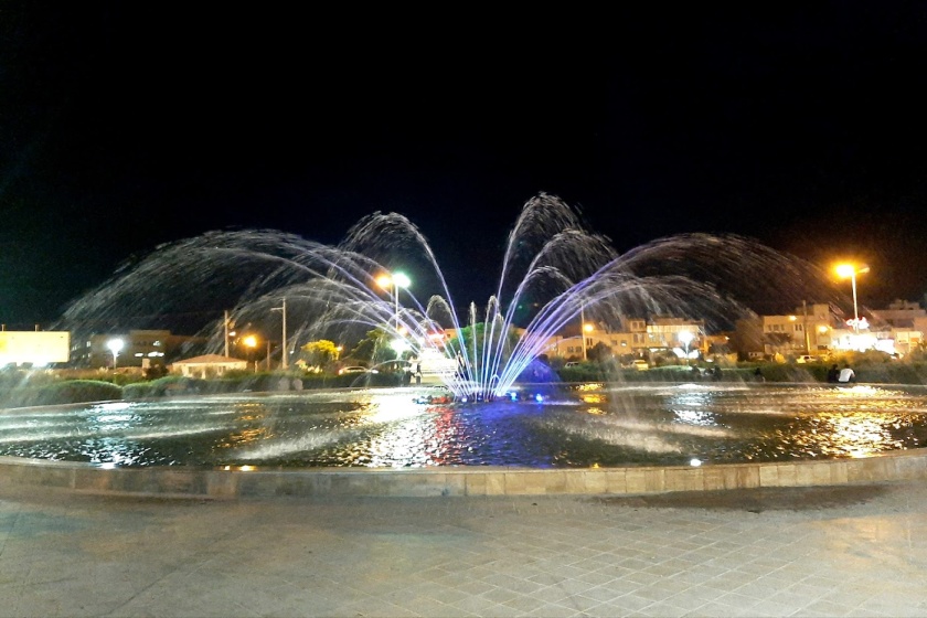 پارک نعل اسبی یزد. منبع عکس: گوگلمپ، عکاس: Mahdi Alobs