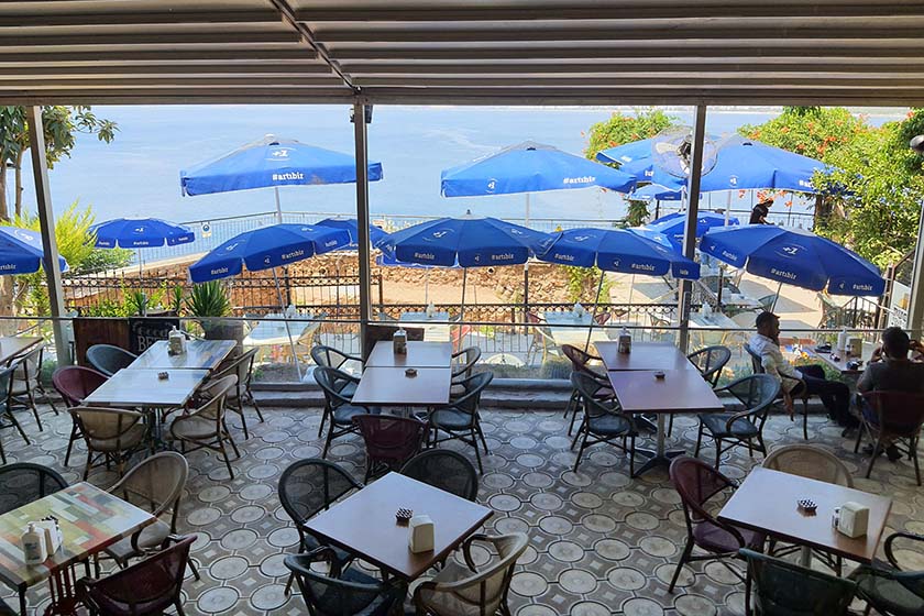 کافه و رستوران کسل