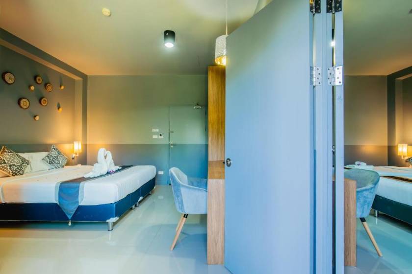 The Rubber Hotel Phuket - Superior Family Room