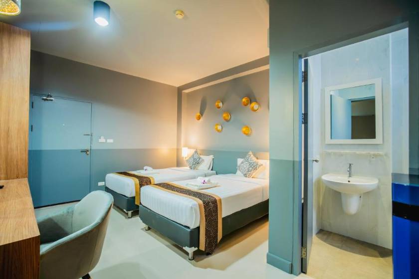 The Rubber Hotel Phuket - Superior King or Twin Room