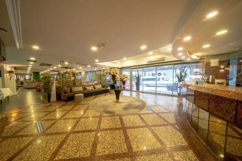 All Seasons Hotel Istanbul - lobby