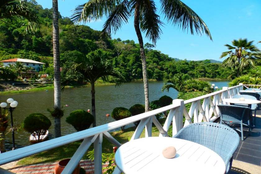 Serenity Lakeside Resort - facade