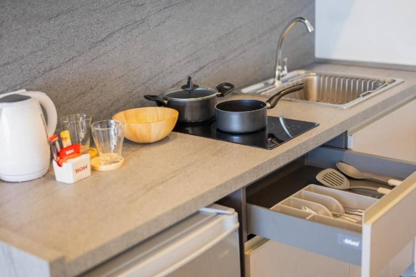 HOMA Phuket Town - Duplex XL + Free Coworking Space