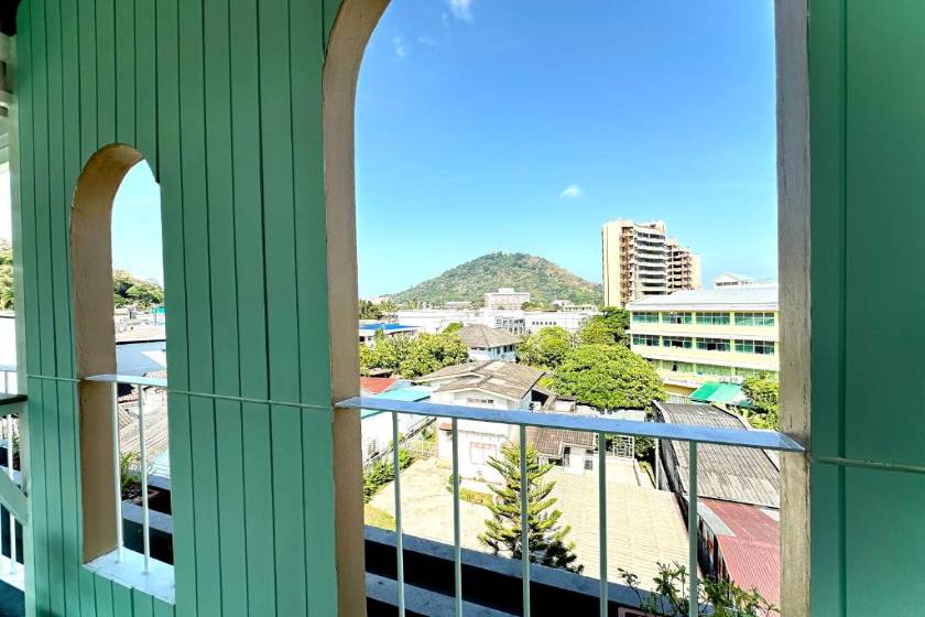 Alleyhill Phuket - Private & Cozy Boutique - facade