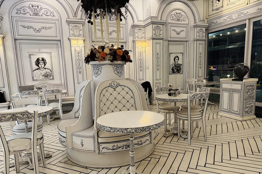 کافه فوراور دبی. منبع عکس: گوگل‌مپ. عکاس:‌ Isabel Luzon