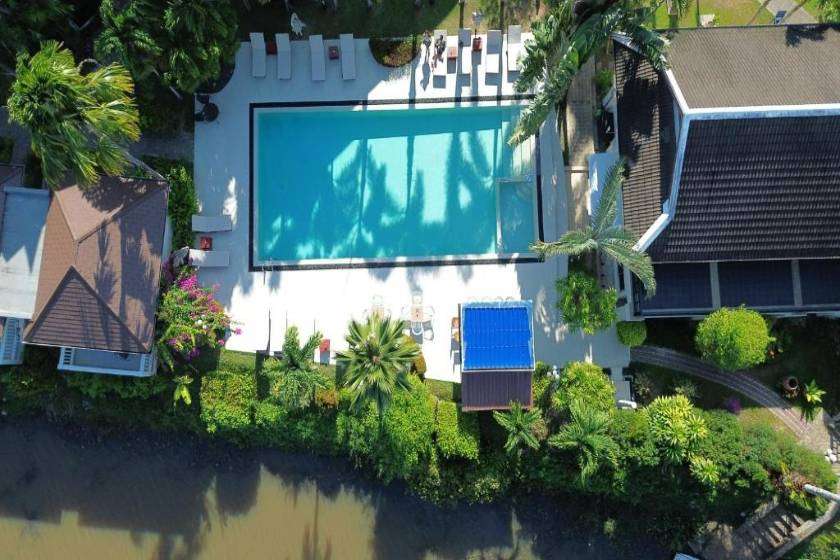 Serenity Lakeside Resort - facade